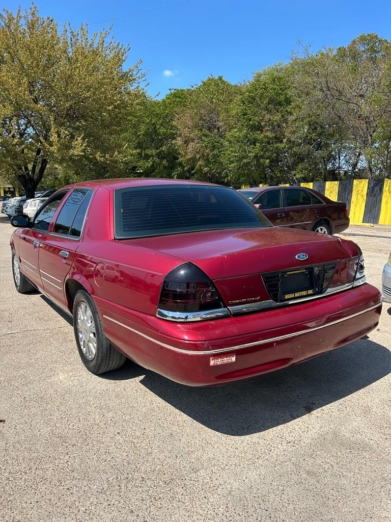 Ford Crown Victoria  2003
