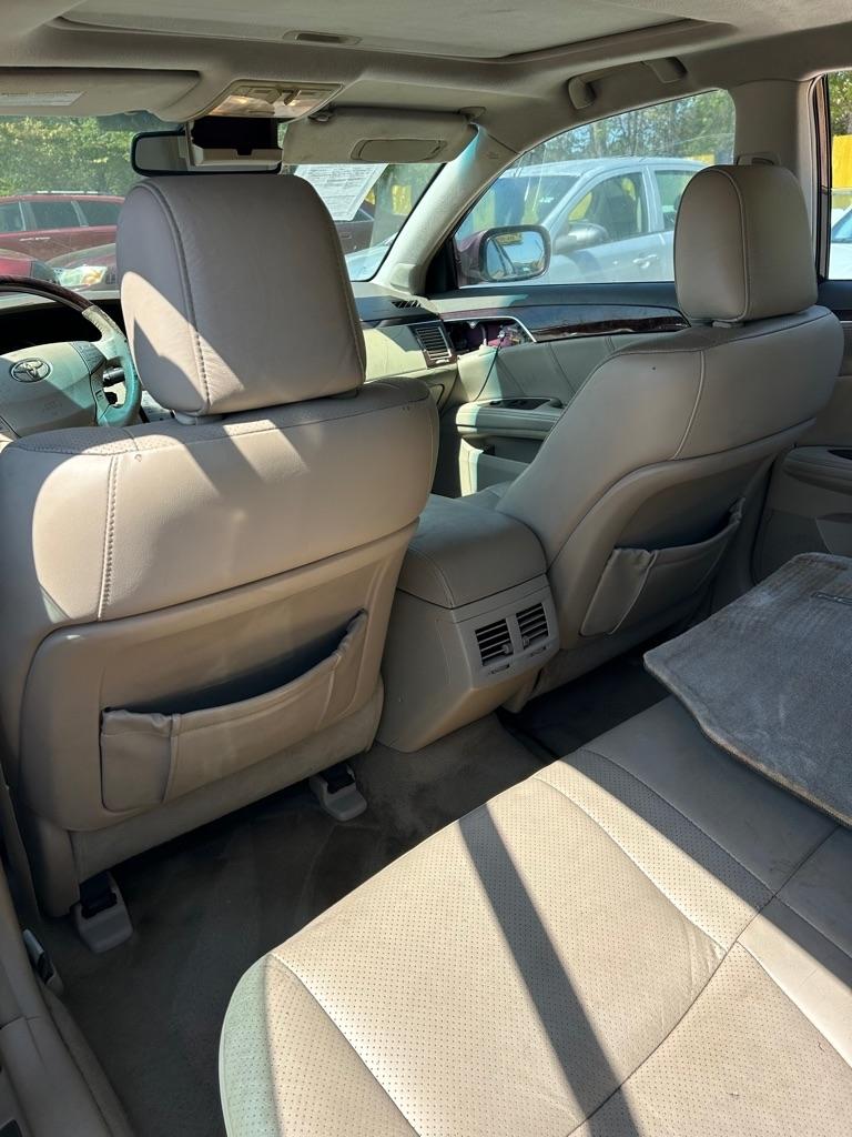 Toyota Avalon  2009