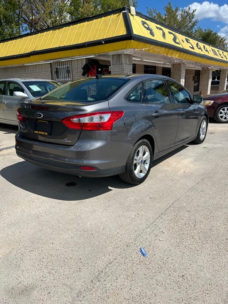 Ford Focus  2013