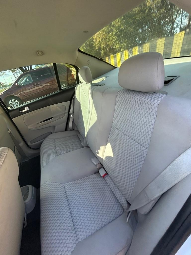 Chevrolet Cobalt  2010