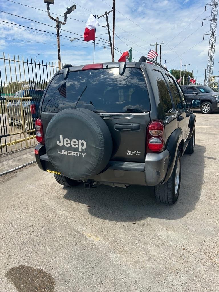 Jeep Liberty  2005