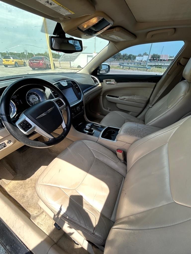 Chrysler 300  2014