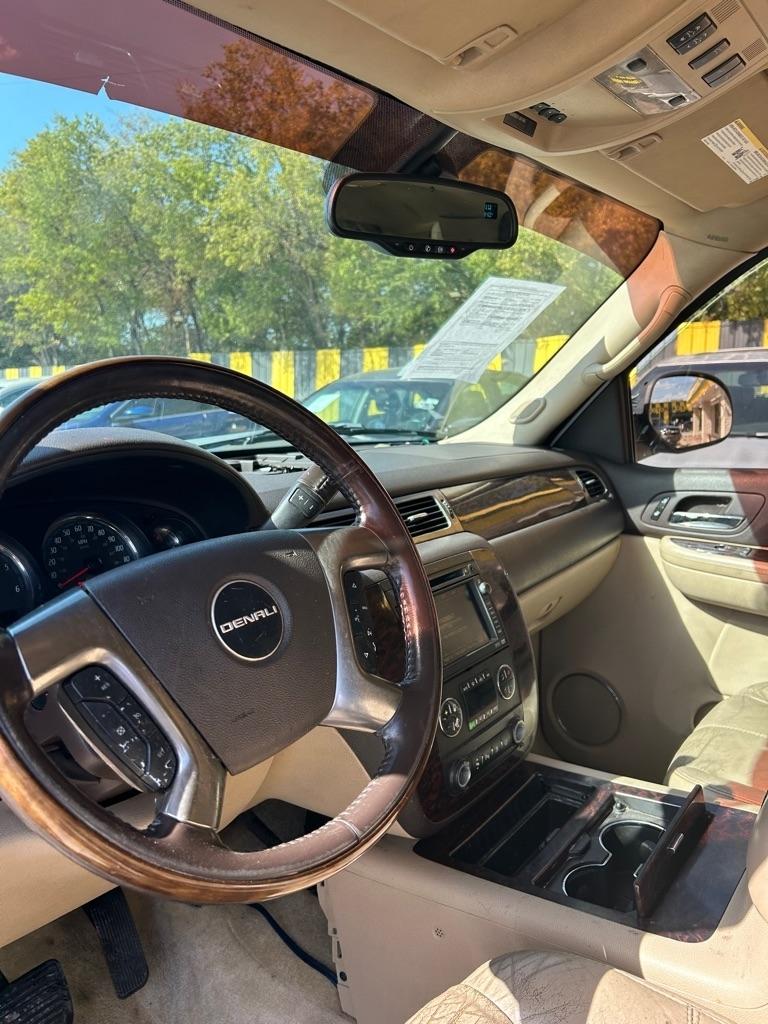 GMC Yukon Denali  2007