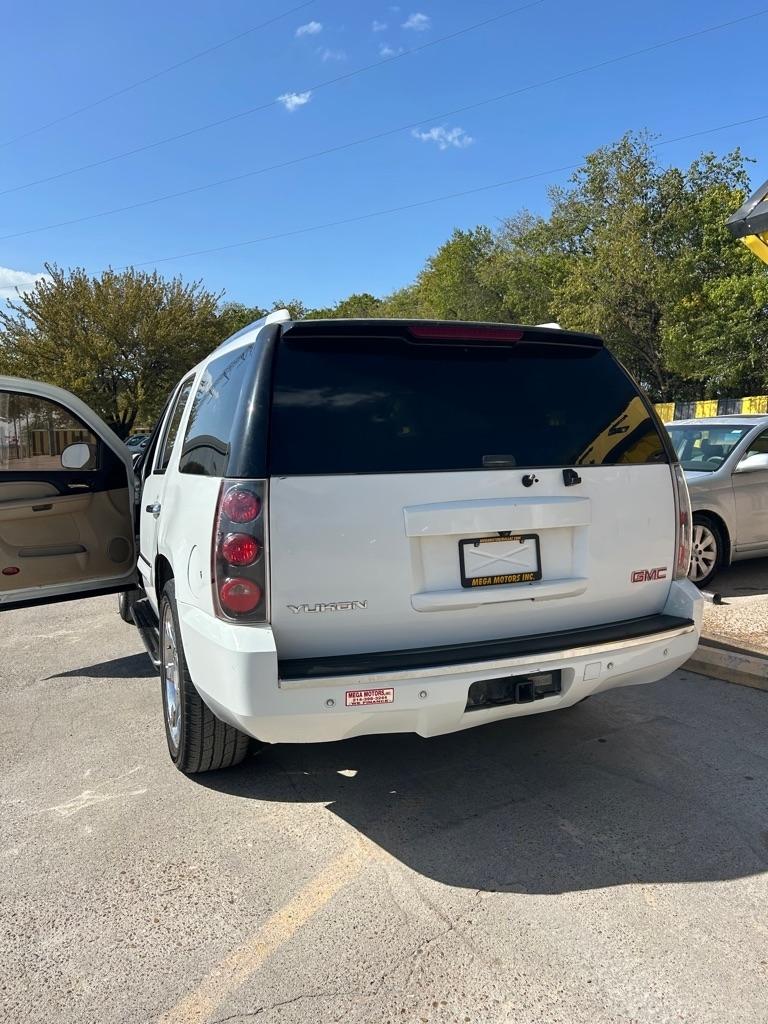 GMC Yukon Denali  2007