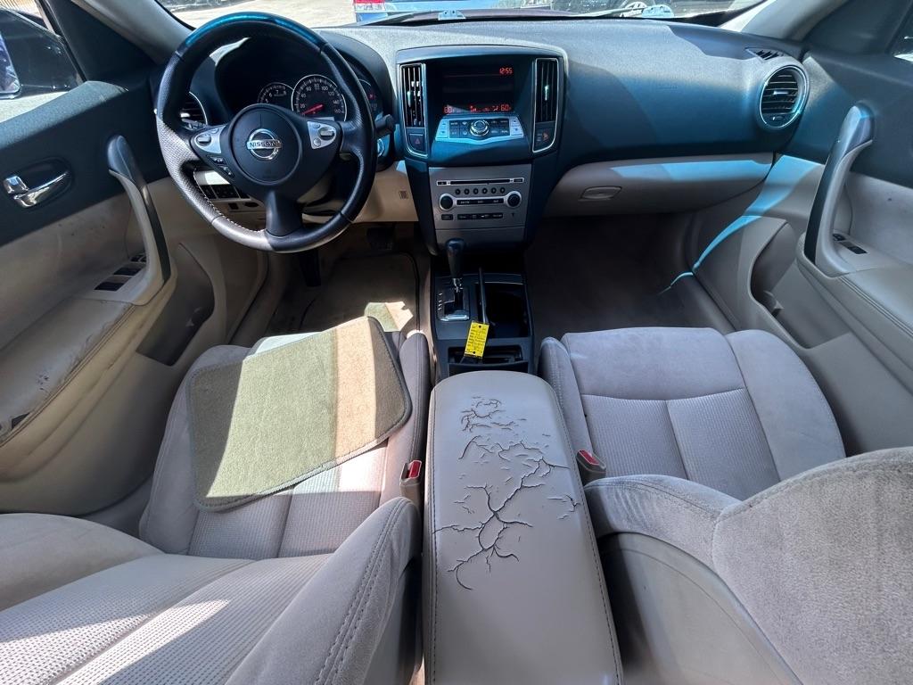 Nissan Maxima  2014