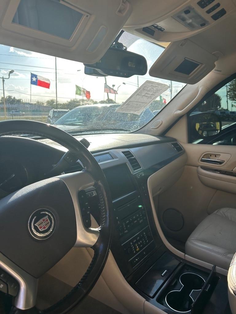 Cadillac Escalade  2008