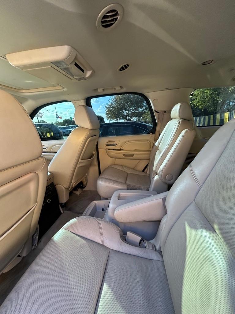 Cadillac Escalade  2008
