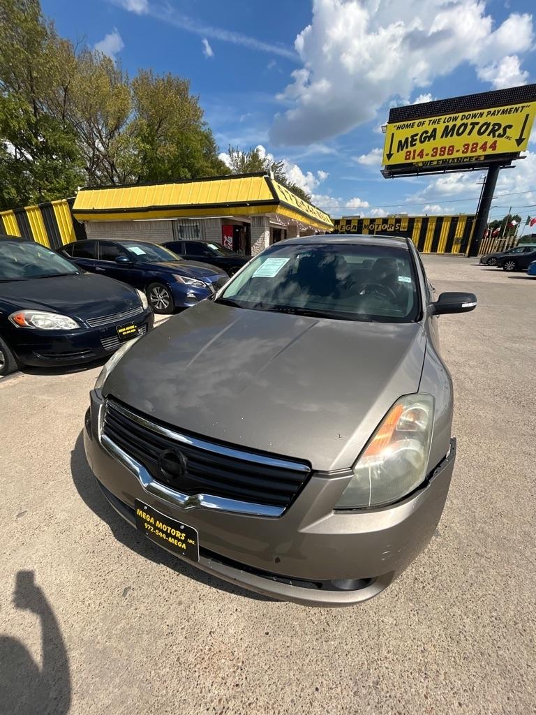 Nissan Altima  2008
