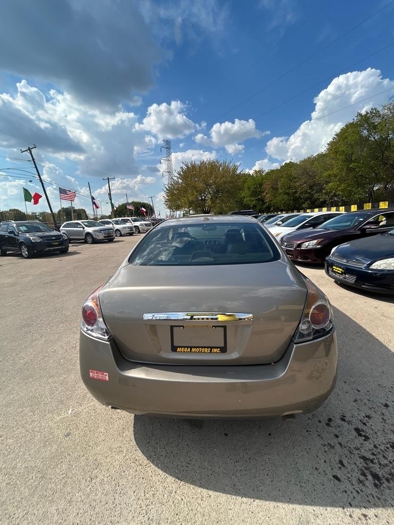 Nissan Altima  2008