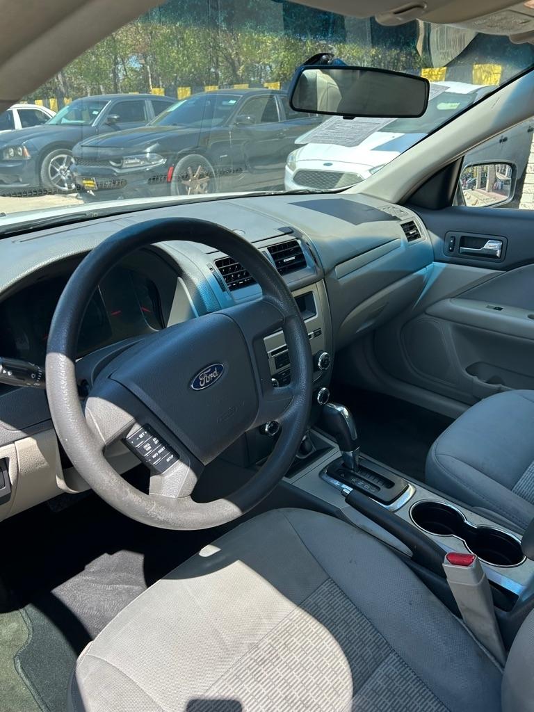 Ford Fusion  2012