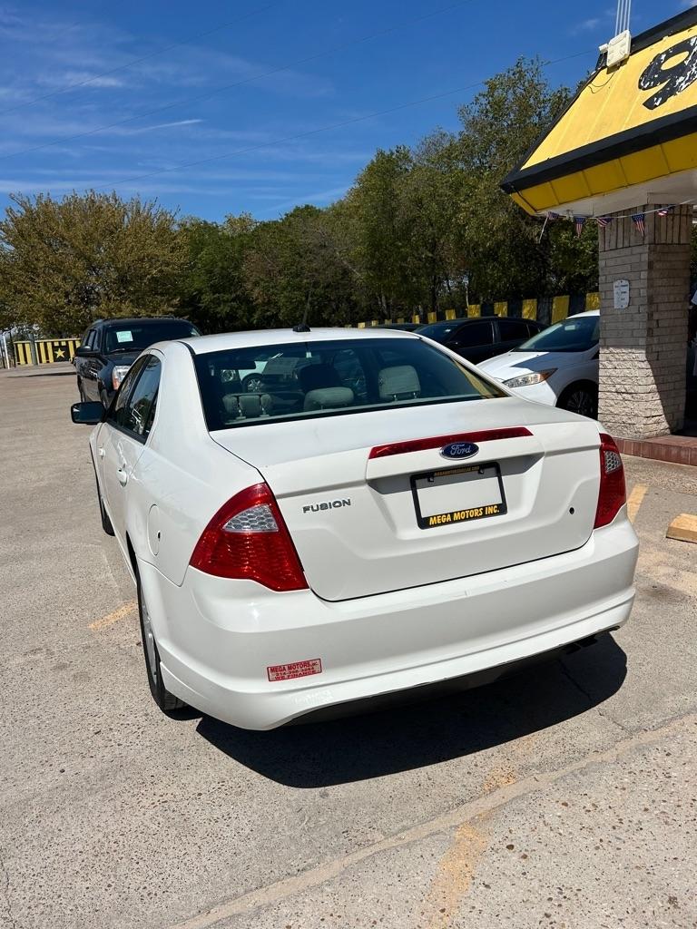 Ford Fusion  2012