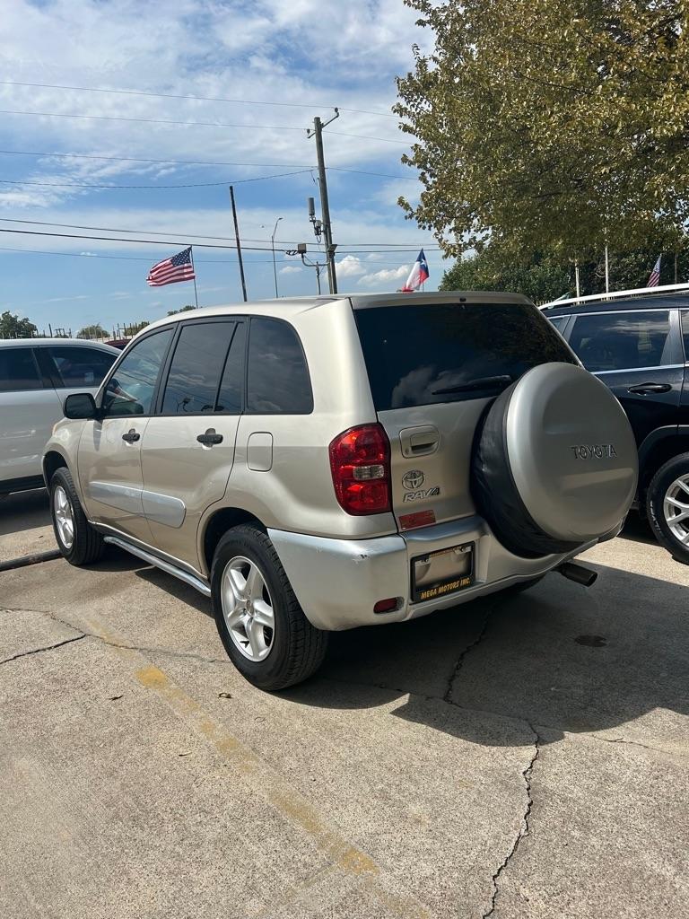 Toyota RAV4  2005