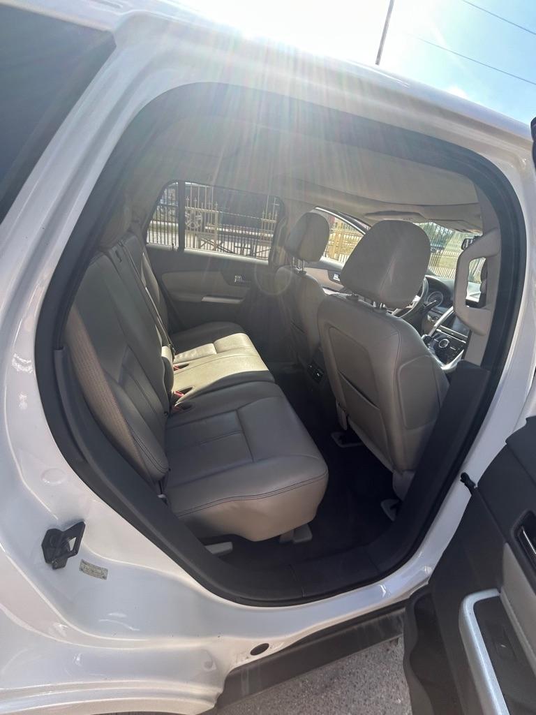 Ford Edge  2012