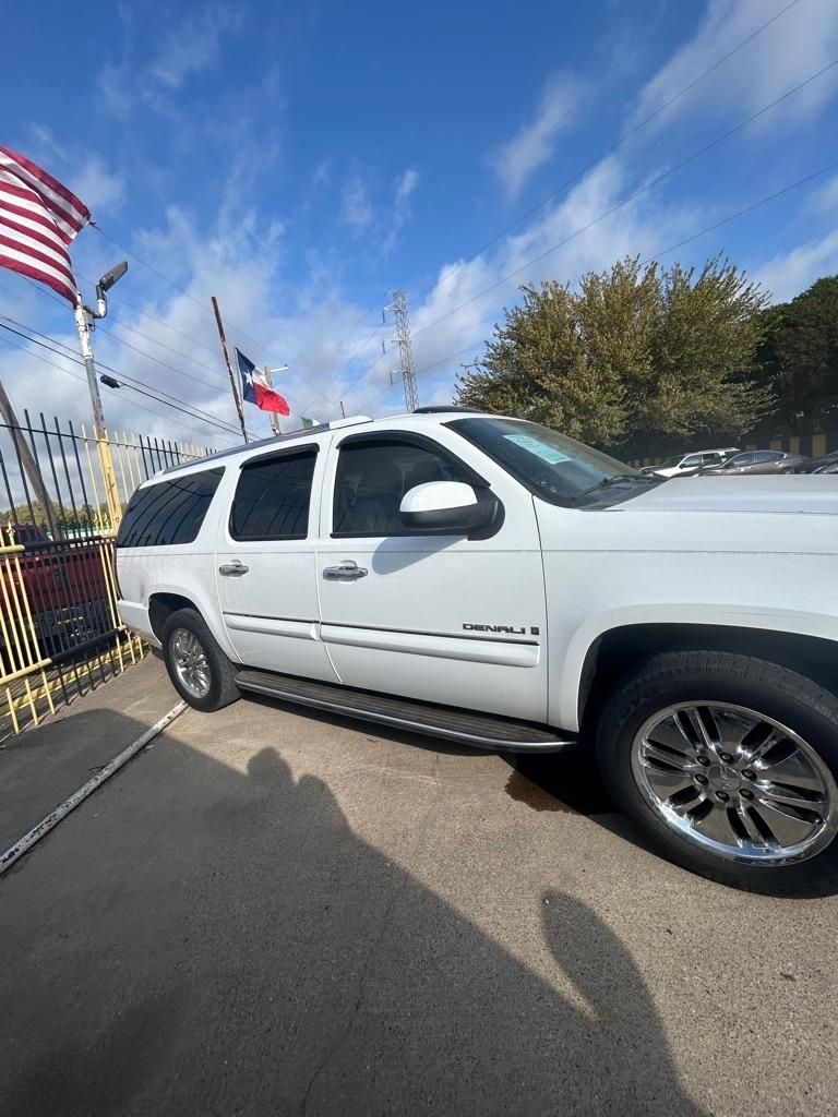 GMC Yukon Denali  2007