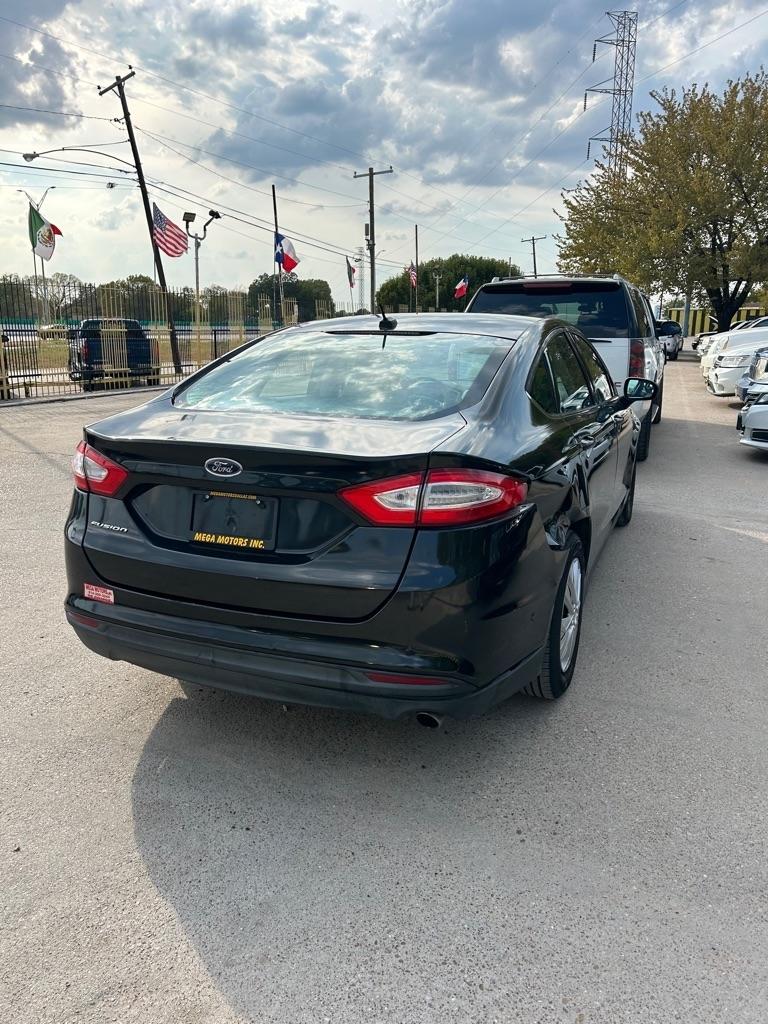 Ford Fusion  2014