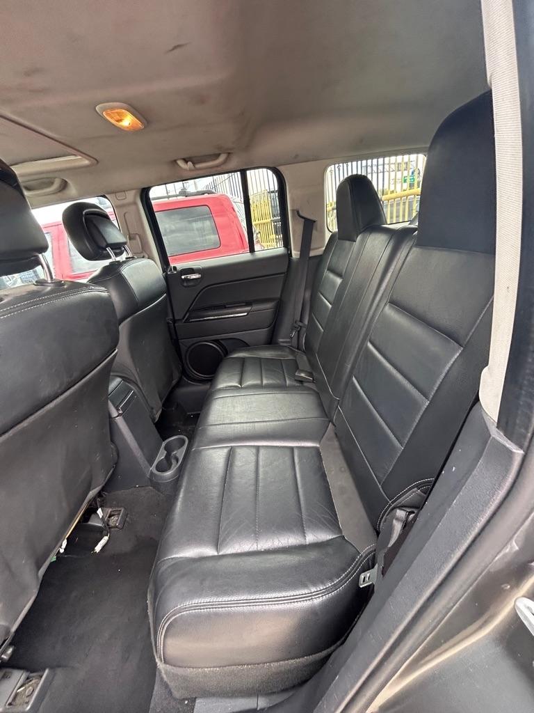 Jeep Patriot  2012