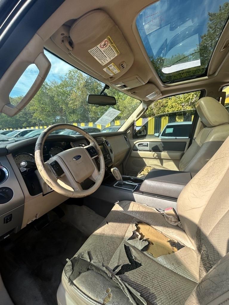 Ford Expedition  2011