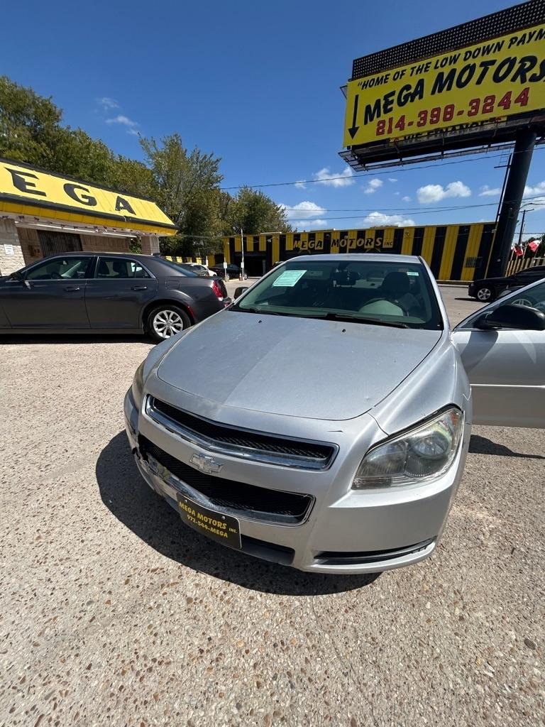 Chevrolet Malibu  2011