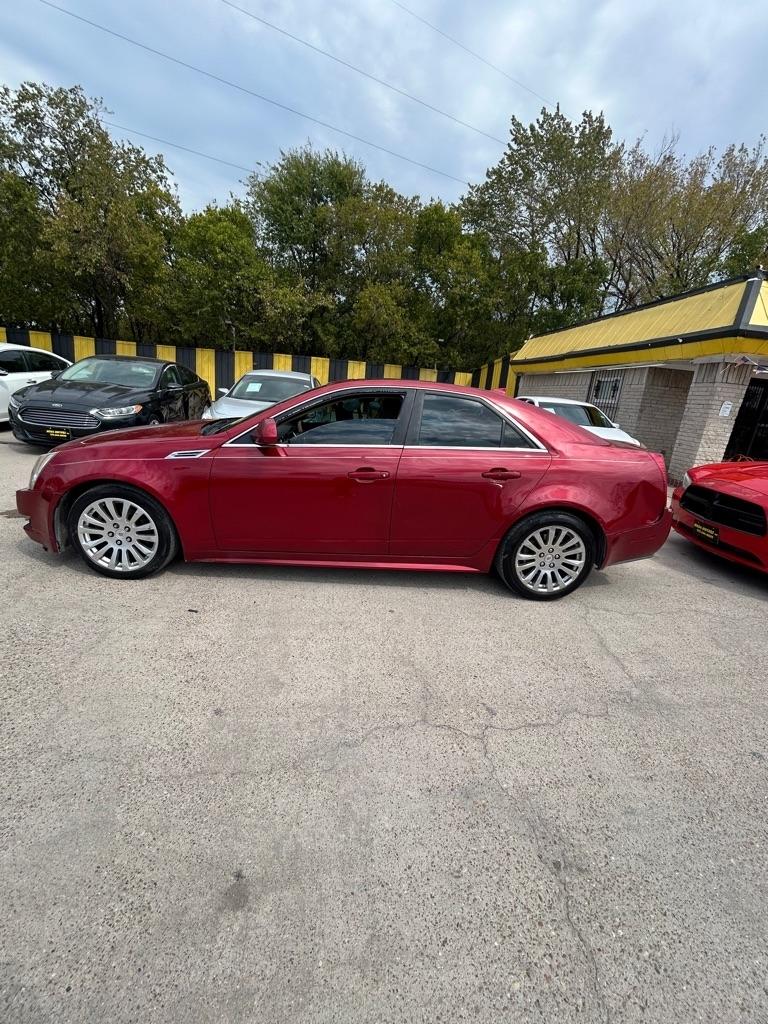 Cadillac CTS  2010