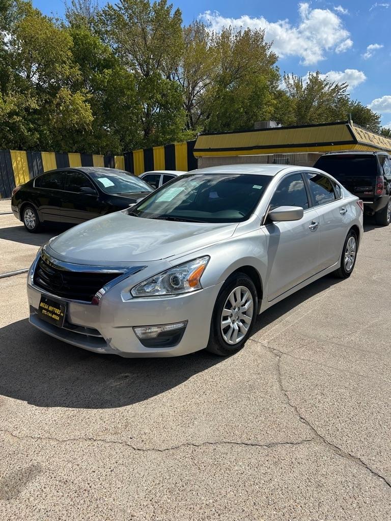 Nissan Altima  2013