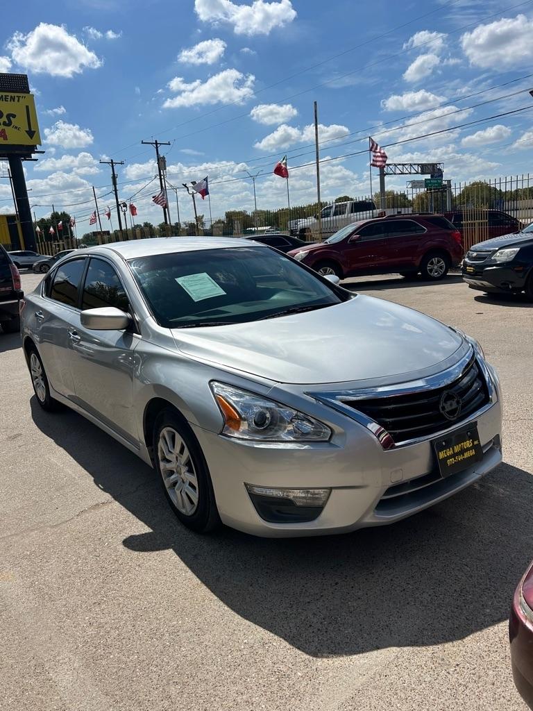 Nissan Altima  2013