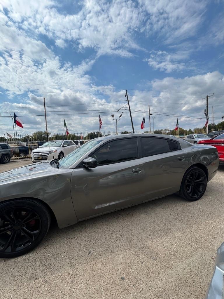 Dodge Charger  2012