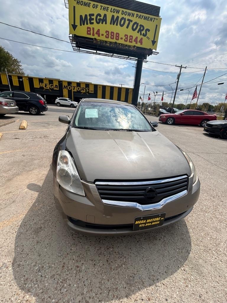 Nissan Altima  2008