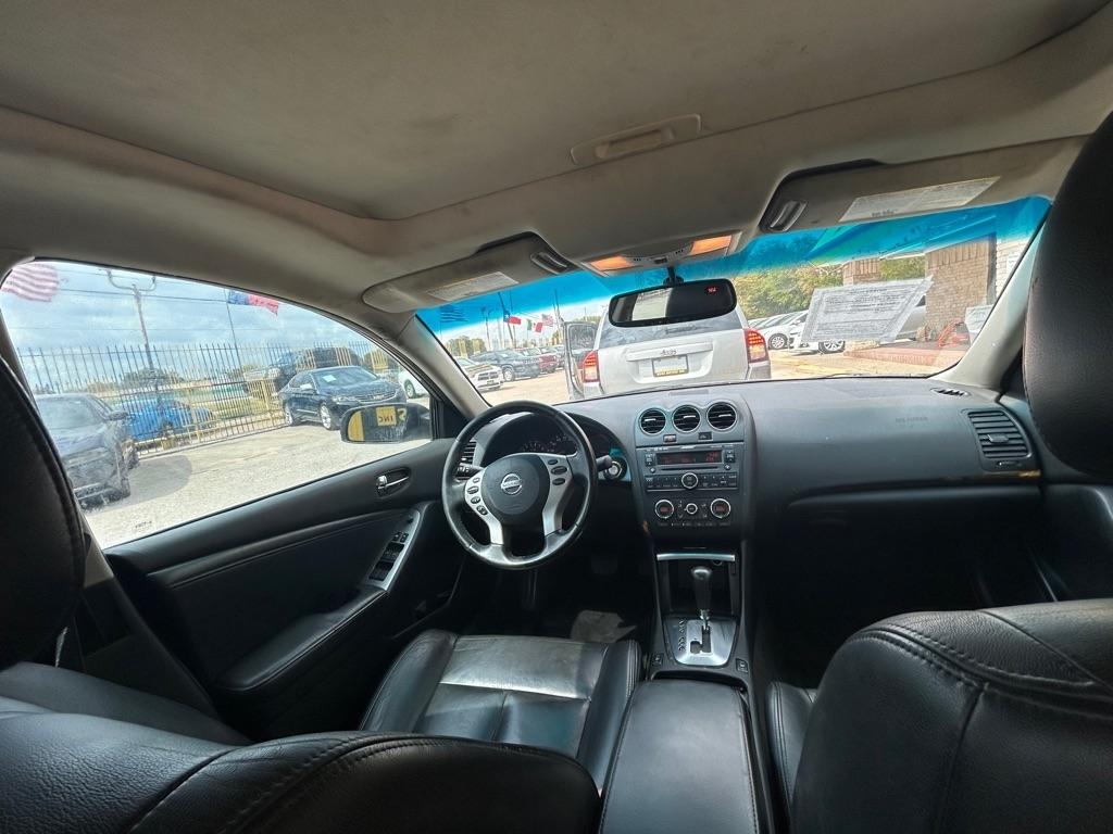 Nissan Altima  2008