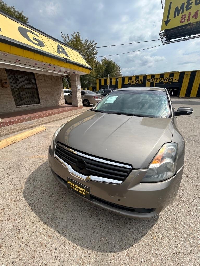 Nissan Altima  2015