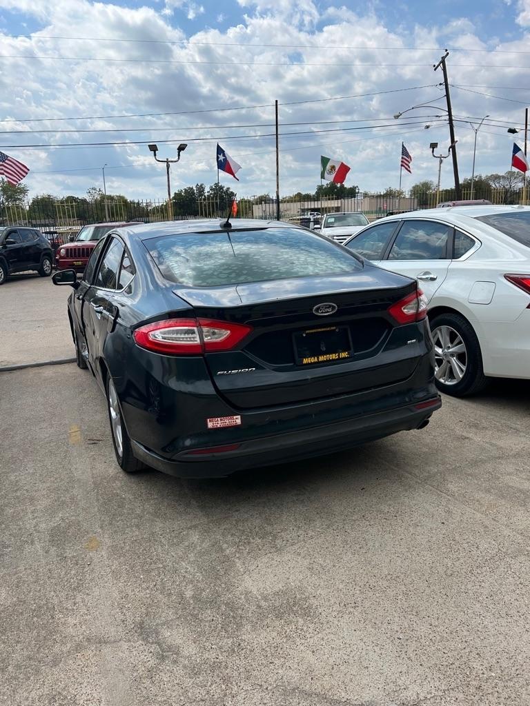 Ford Fusion  2014
