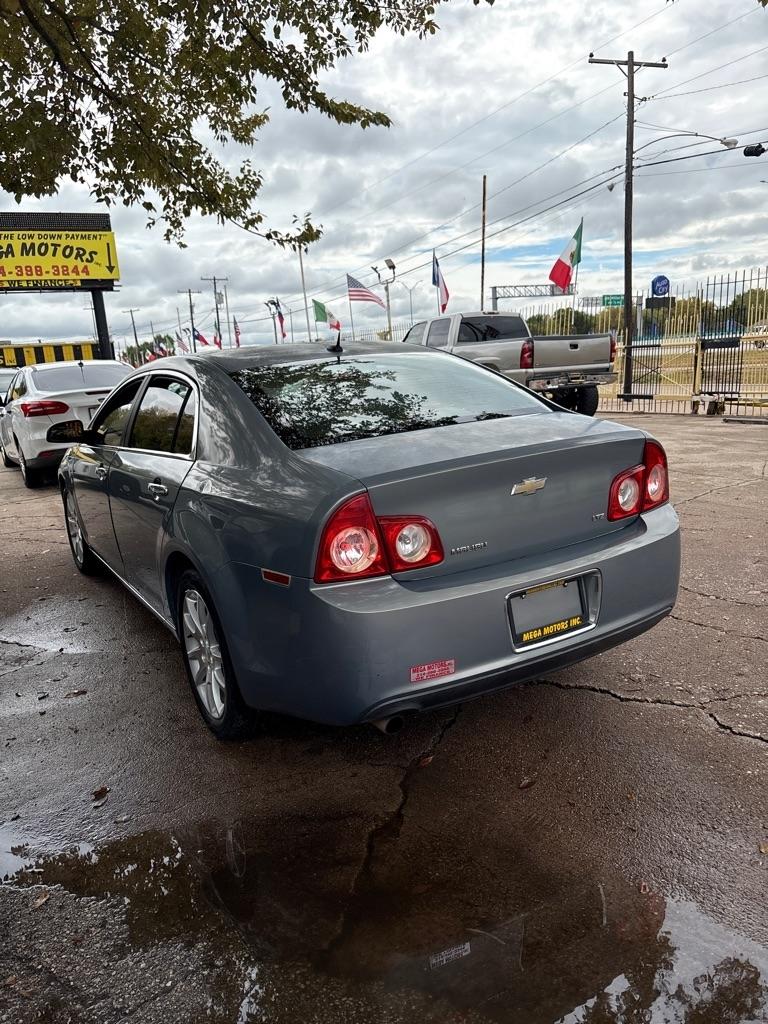 Chevrolet Malibu  2009