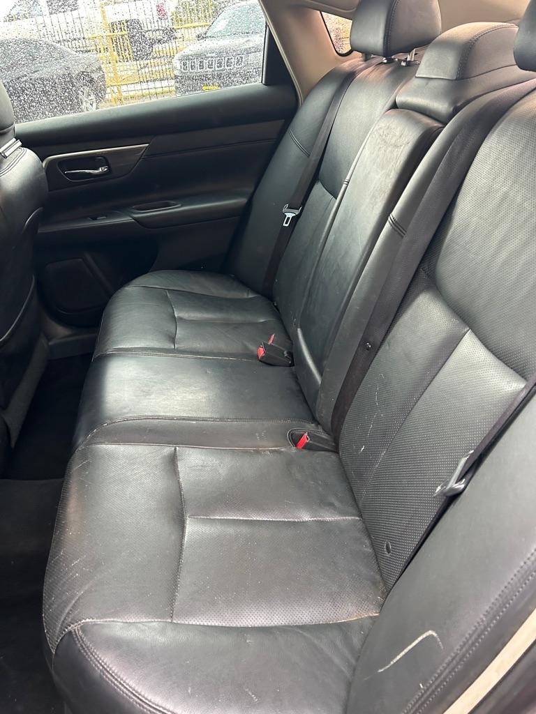Nissan Altima  2013