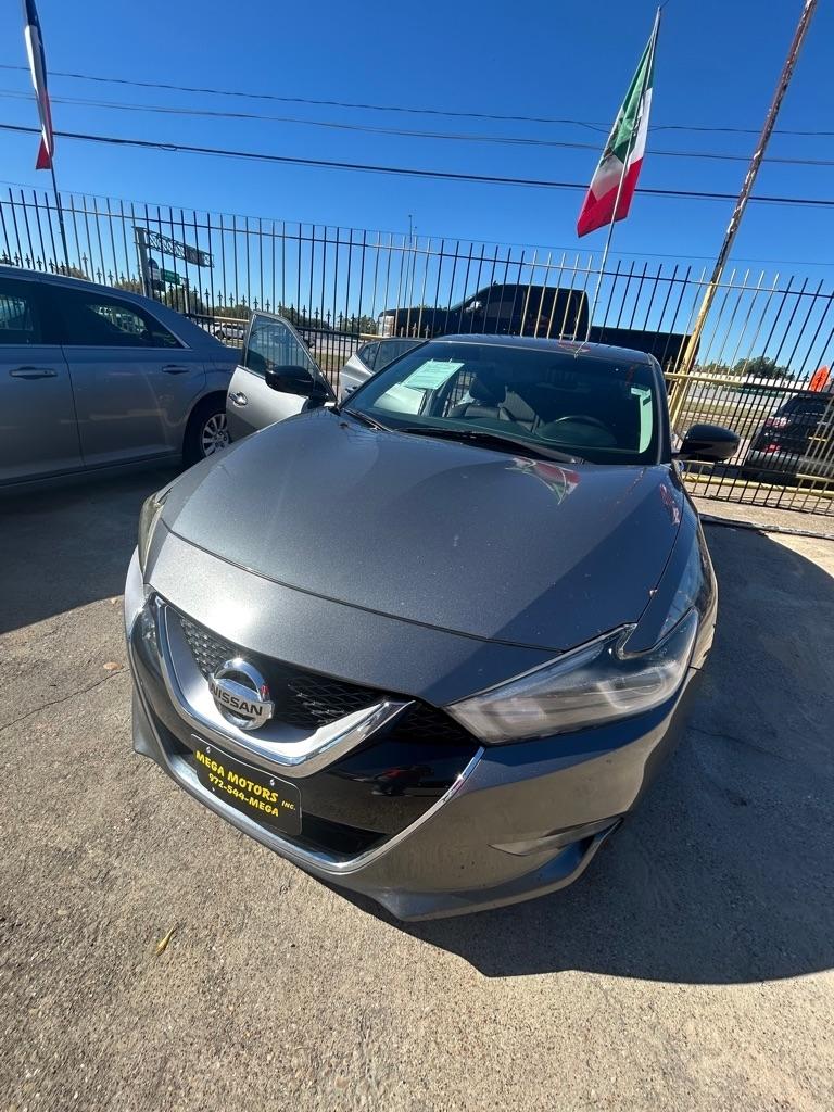 Nissan Maxima  2016