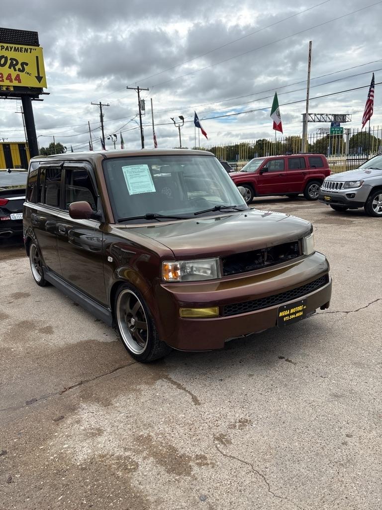 Scion xB  2006