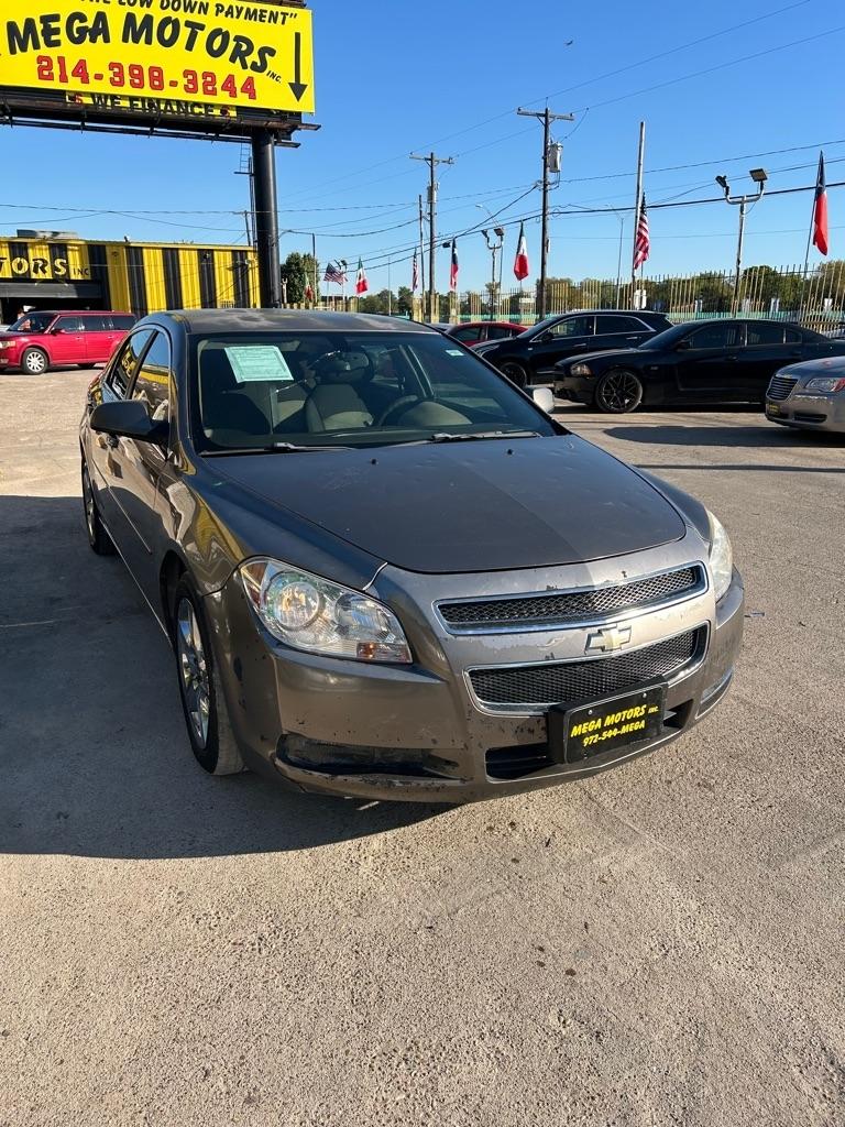 Chevrolet Malibu  2010