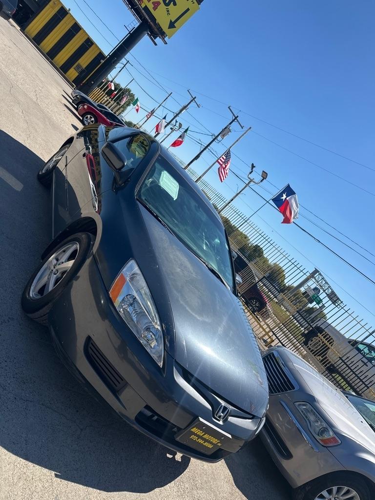 Honda Accord  2004