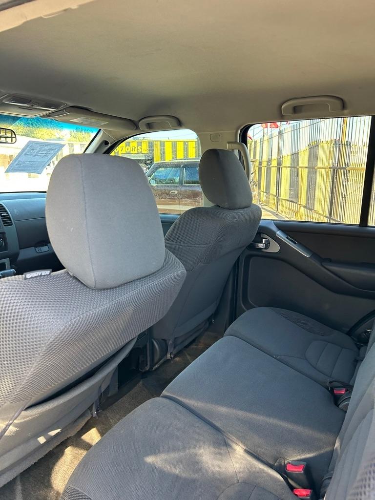 Nissan Pathfinder  2011