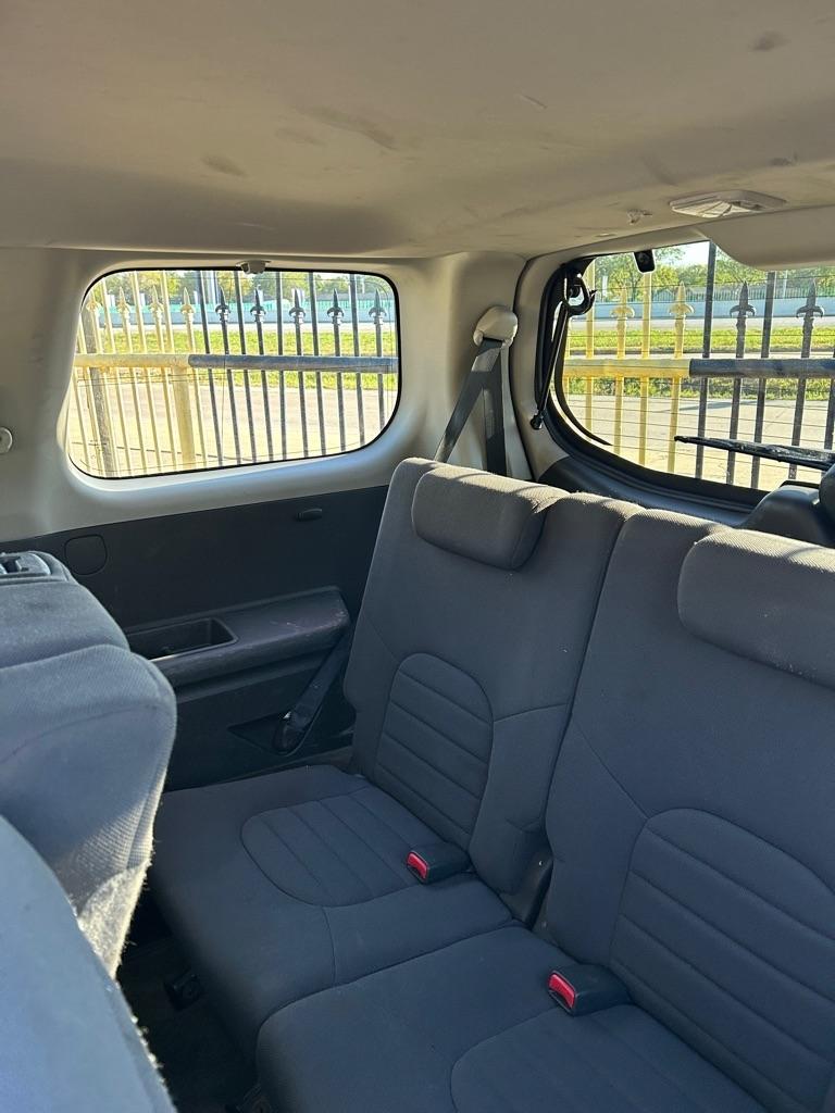 Nissan Pathfinder  2011