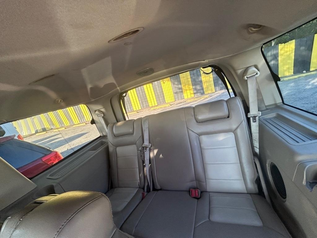 Ford Expedition  2004