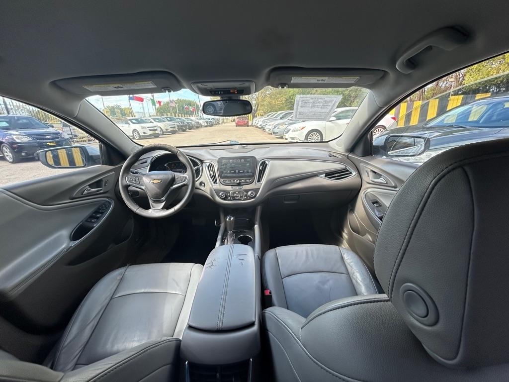 Chevrolet Malibu  2016