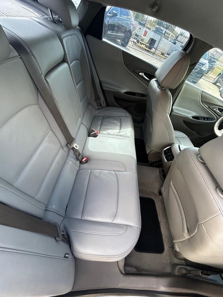 Chevrolet Malibu  2016