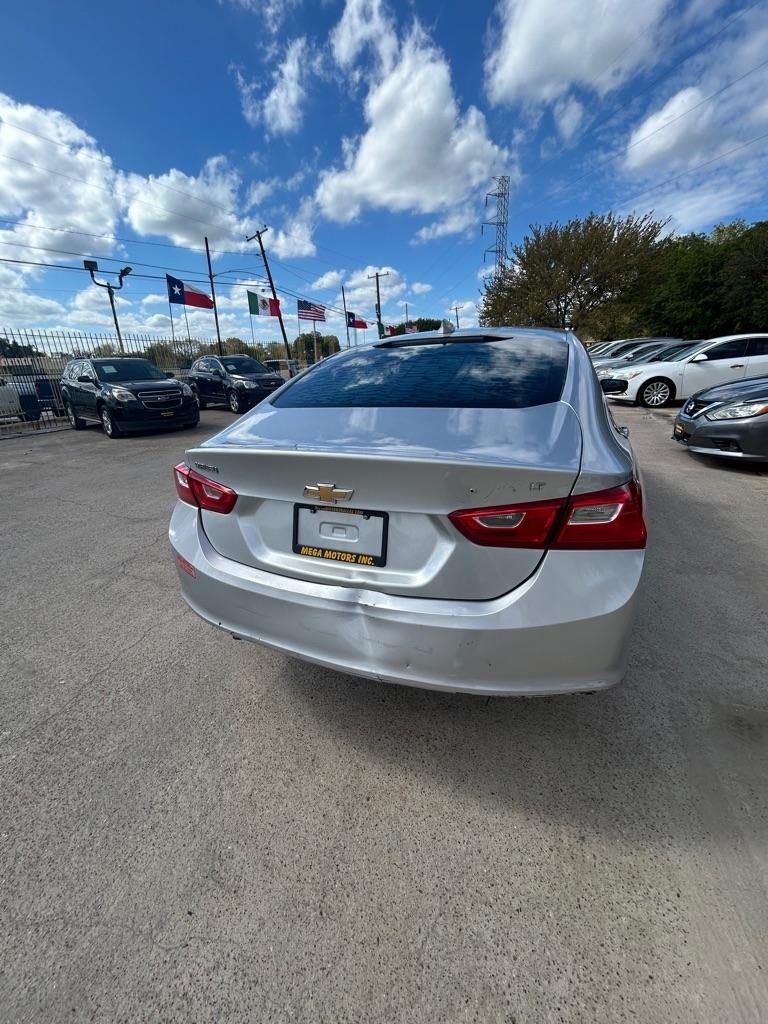 Chevrolet Malibu  2016