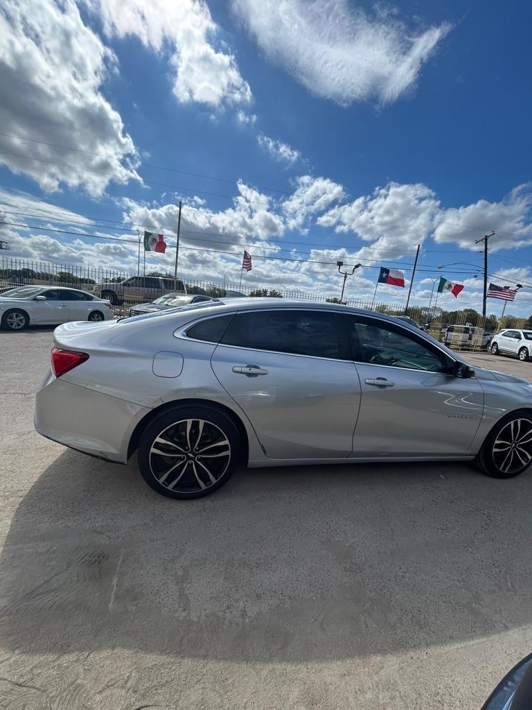 Chevrolet Malibu  2016