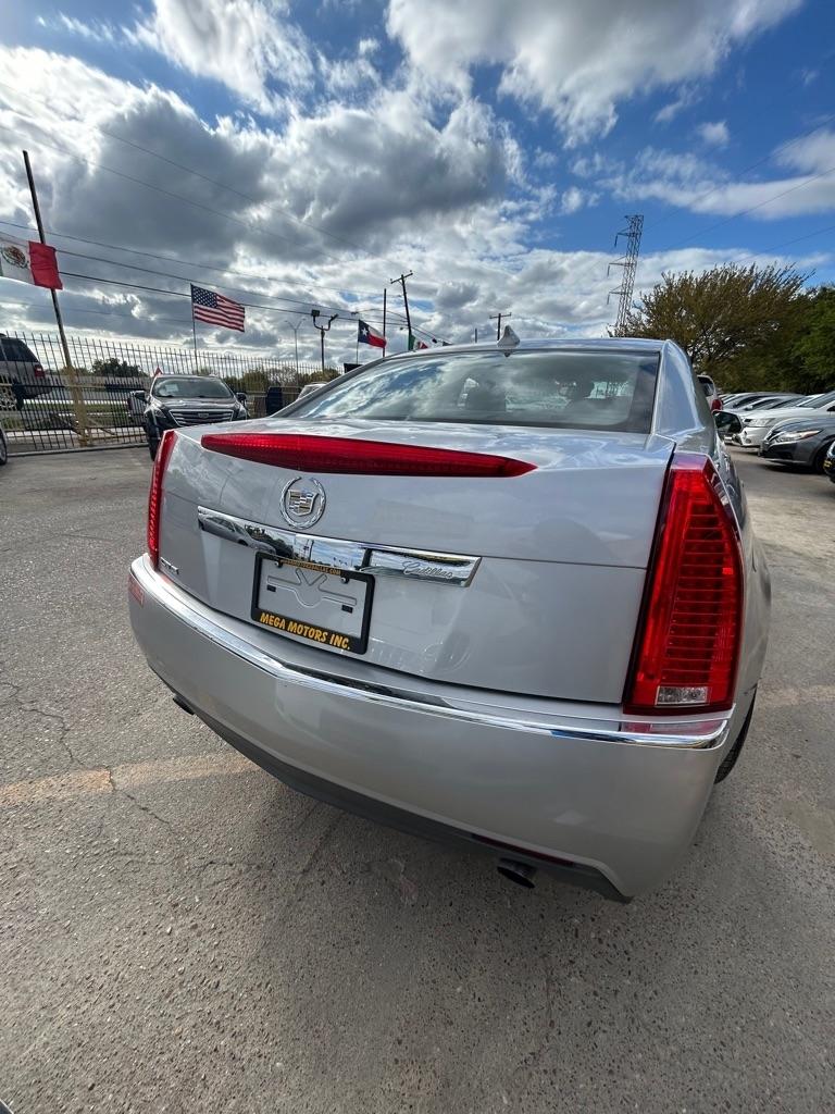 Cadillac CTS  2012