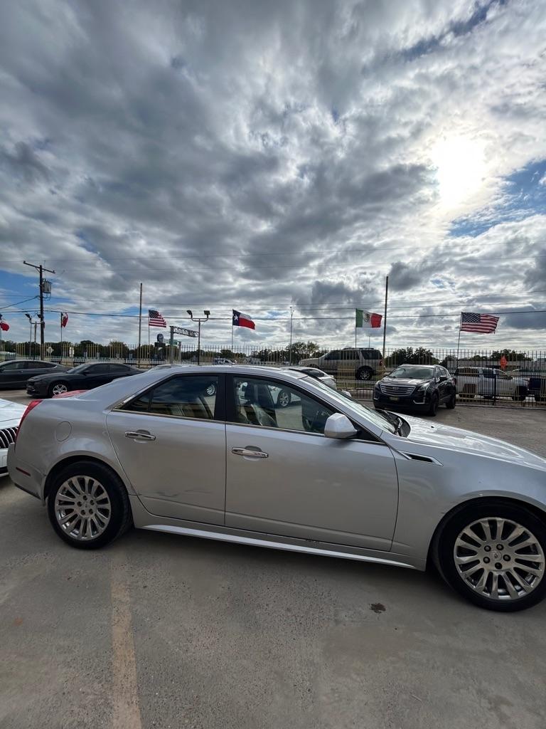 Cadillac CTS  2012