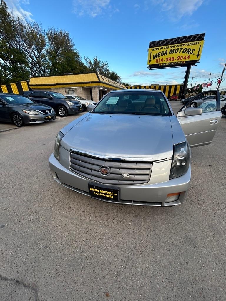 Cadillac CTS  2004
