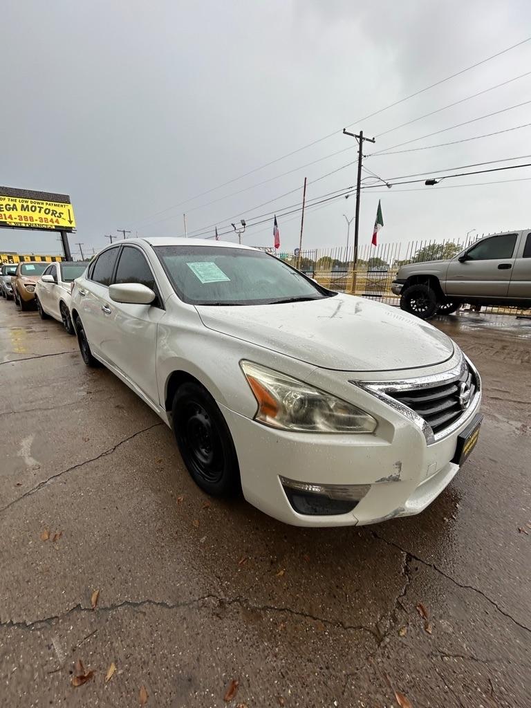 Nissan Altima  2013