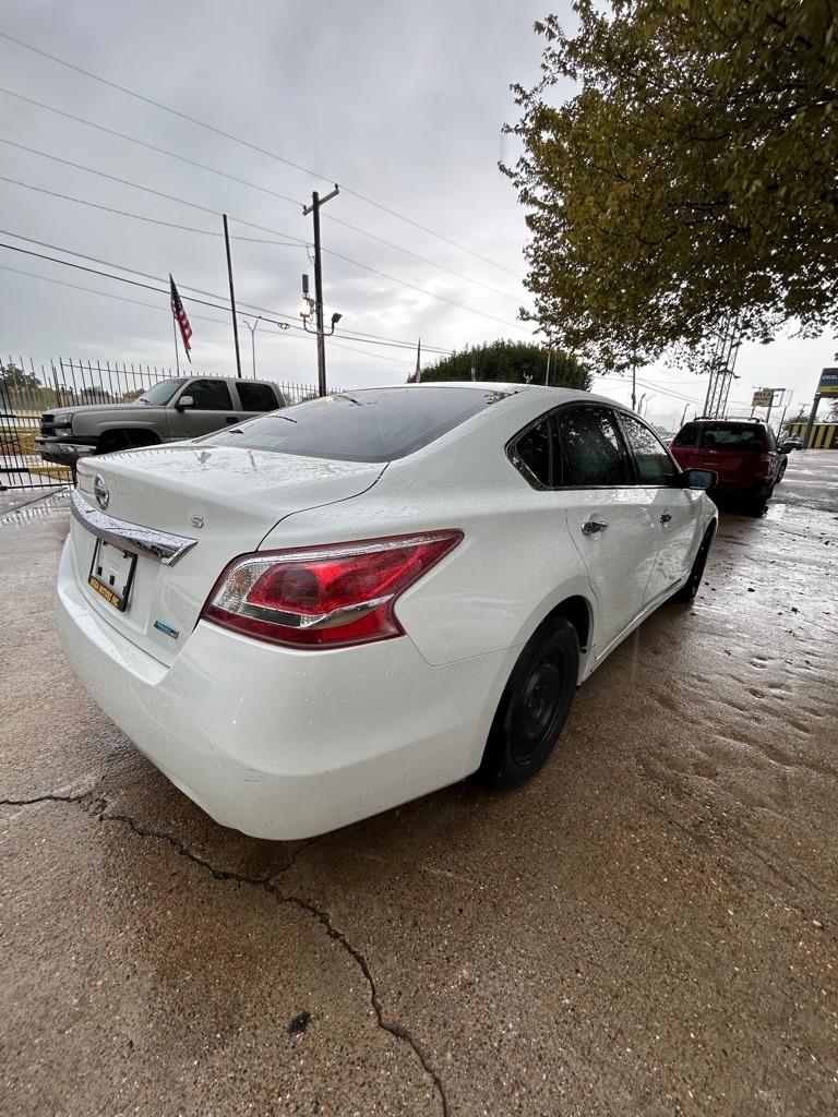 Nissan Altima  2013