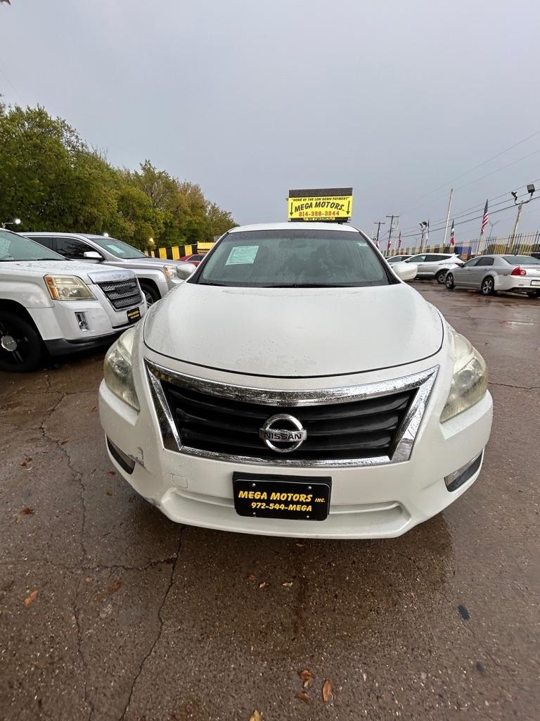 Nissan Altima  2013