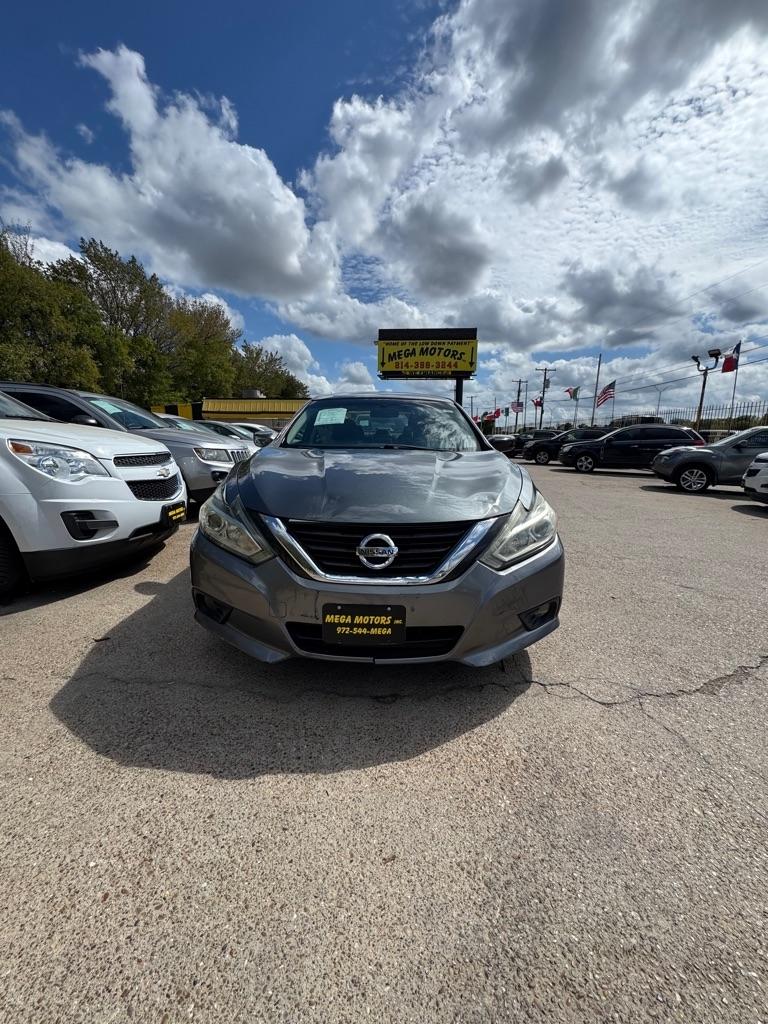 Nissan Altima  2017